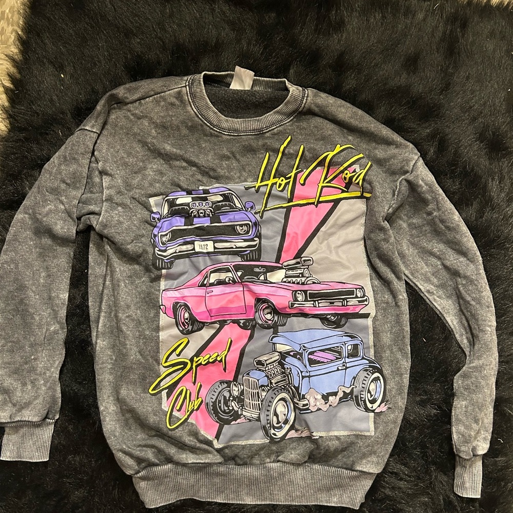 Graphic  Gray Sweater